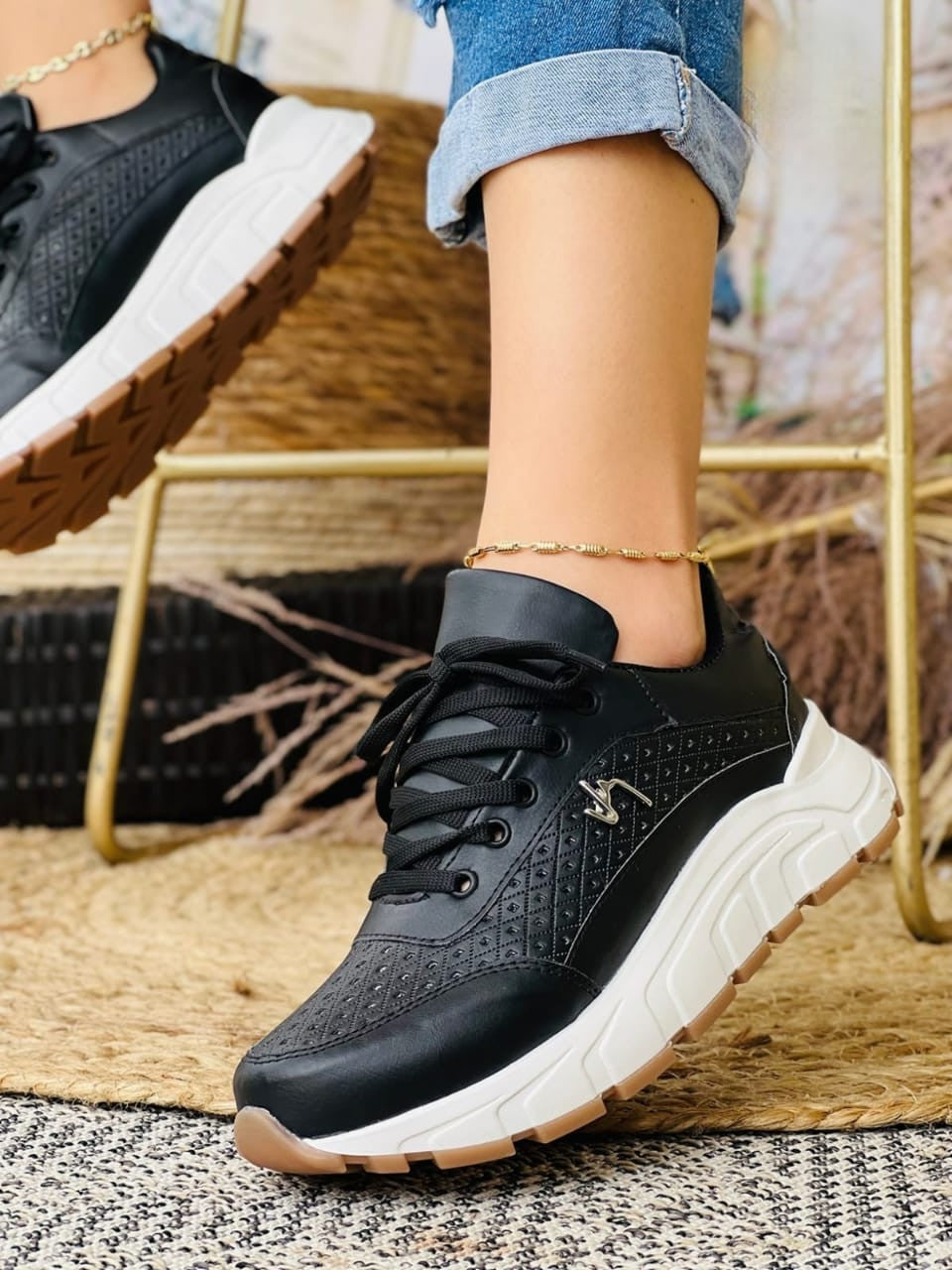 Exclusivos Tenis para mujer 👟 DELUXE LOOK 👗 (Confort y diseño clásico)