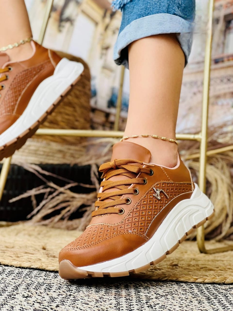Exclusivos Tenis para mujer 👟 DELUXE LOOK 👗 (Confort y diseño clásico)
