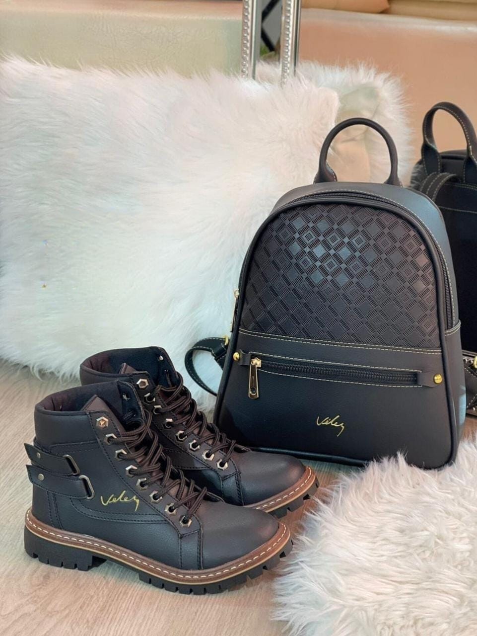 📣 Combo Vélez Dama – Bolso + Botín Elegancia Total 👠👜